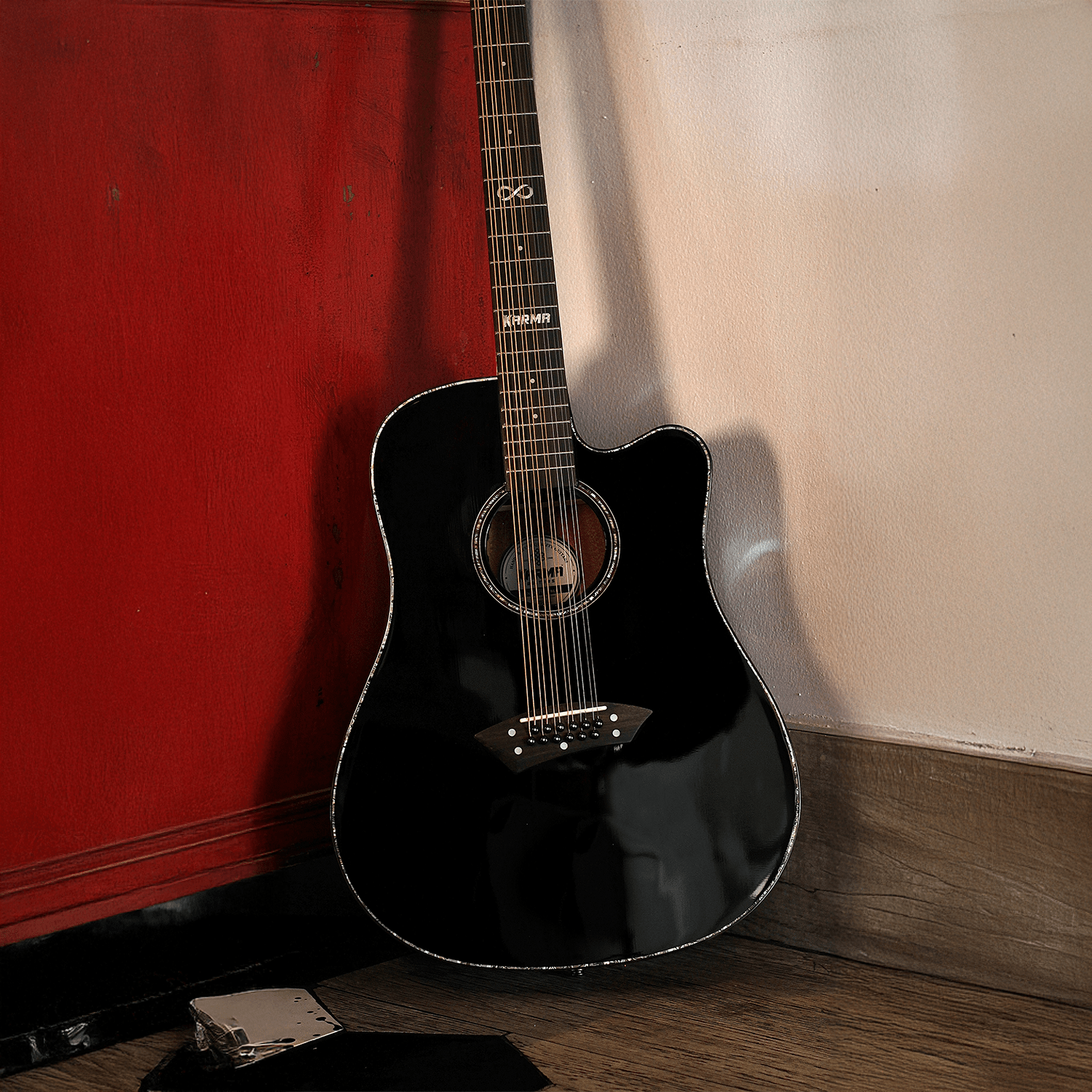 INFINITY 12 - BLK + ESTUCHE RÍGIDO | (Left - Handed) - Karma Guitars, Inc.