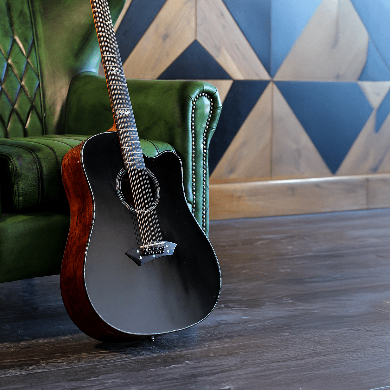 INFINITY 12 - BLK + ESTUCHE RÍGIDO | (Left - Handed) - Karma Guitars, Inc.