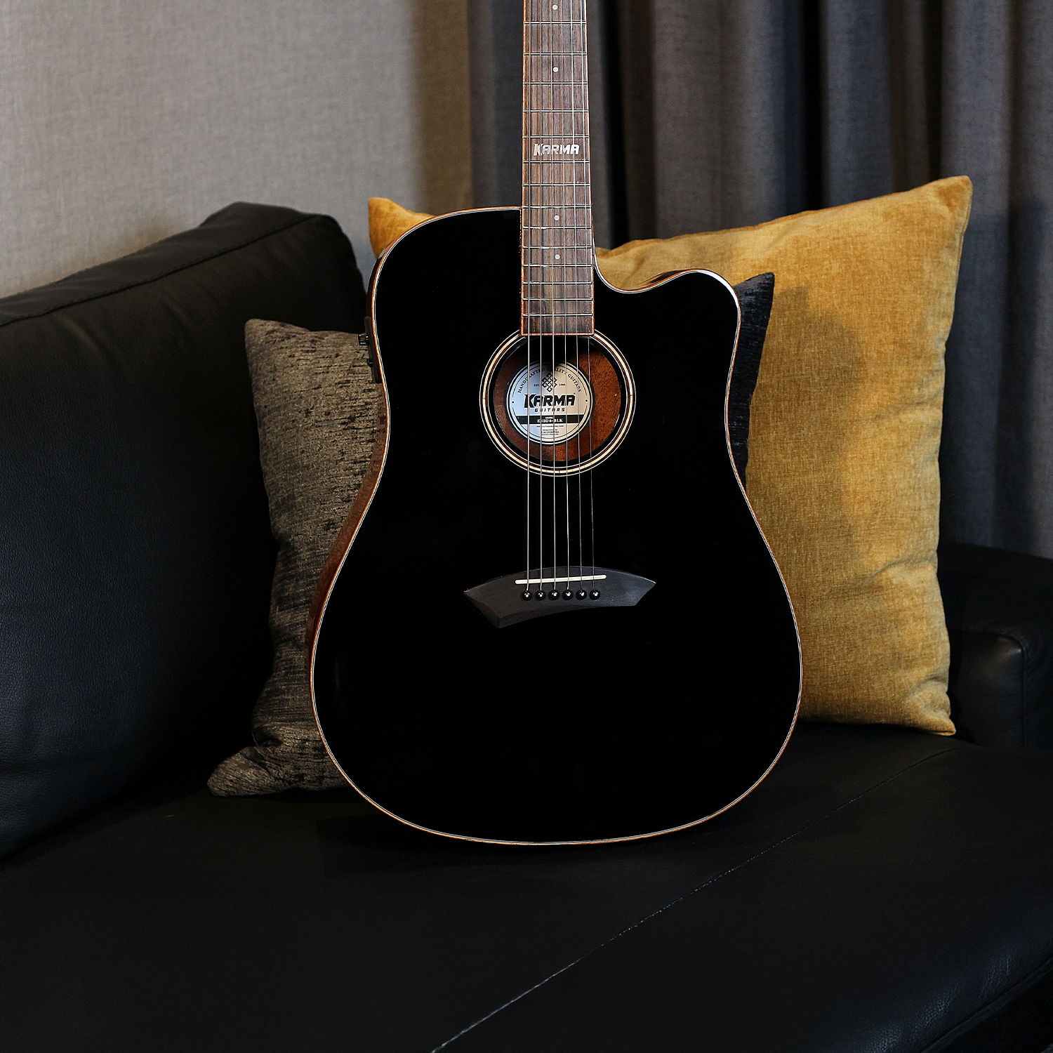 ENSO 6-BLK + ESTUCHE RÍGIDO