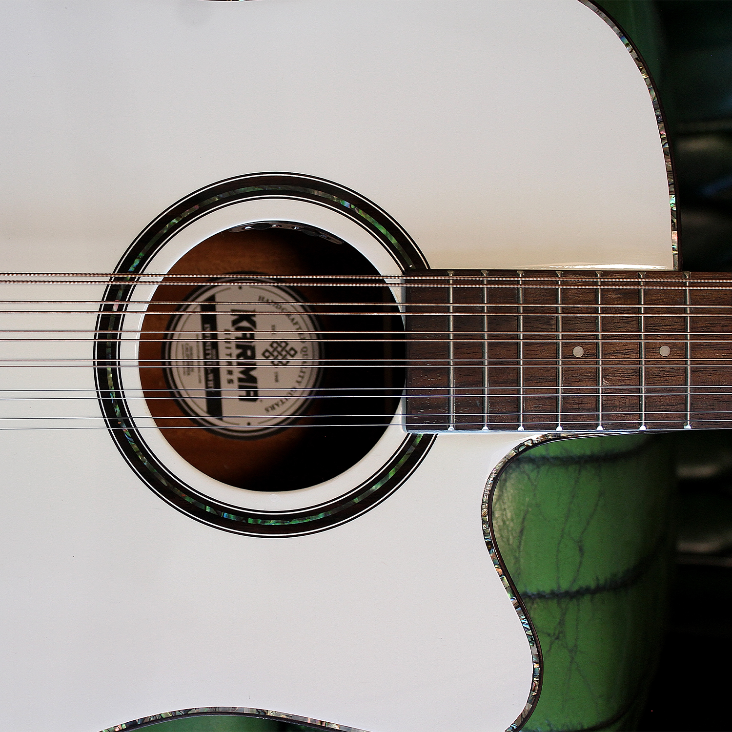 INFINITY 12-WHI | (Para Zurdos)