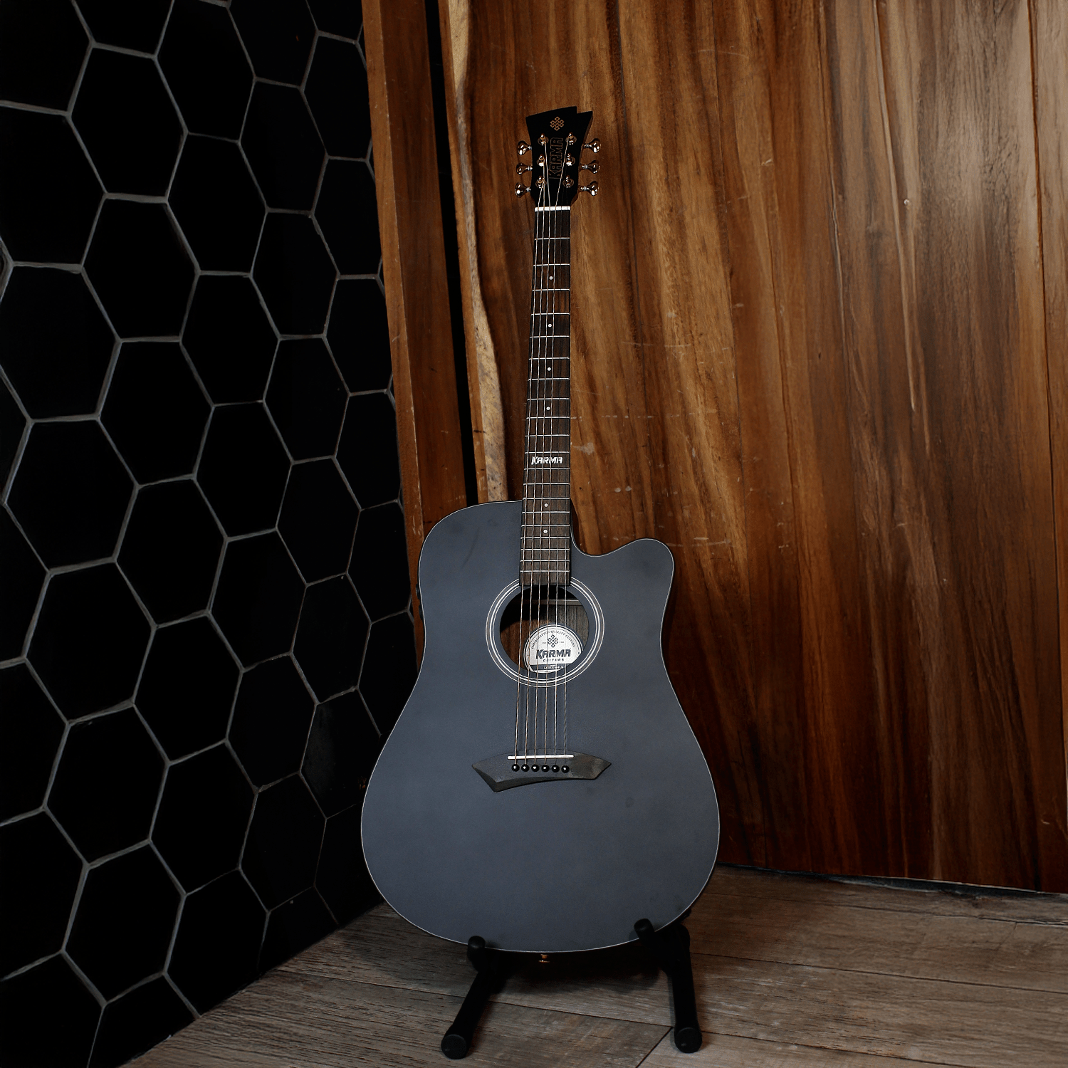 LOTUS 6 - BLK | (Left - Handed) - Karma Guitars, Inc.