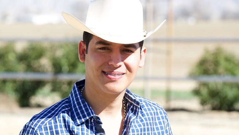 Ariel Camacho sigue siendo "El Rey" - Karma Guitars, Inc.