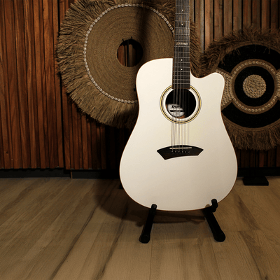 ENSO 6 - WHI + ESTUCHE RÍGIDO | (Left - Handed) - Karma Guitars, Inc.