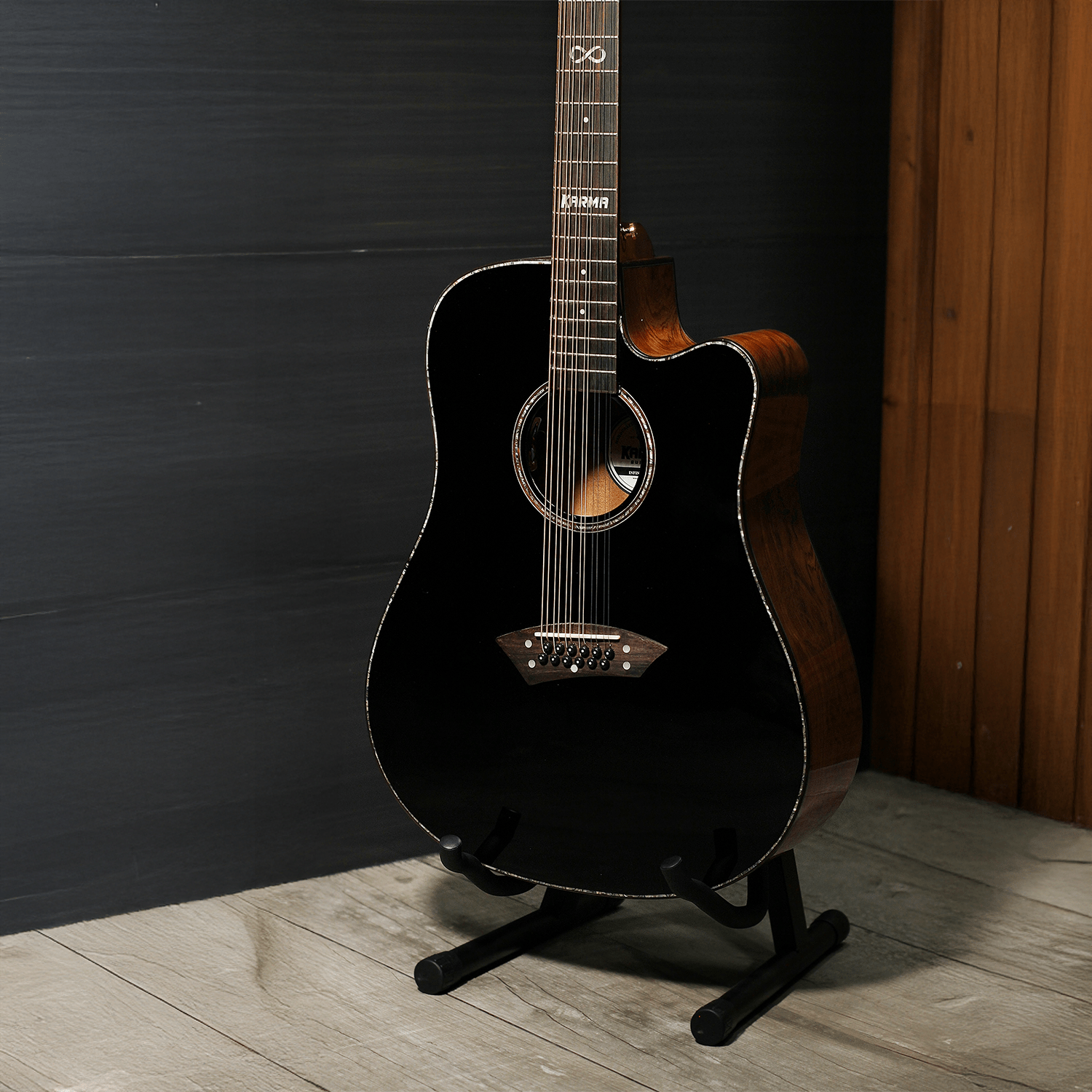 INFINITY 12 - BLK + ESTUCHE RÍGIDO | (Left - Handed) - Karma Guitars, Inc.