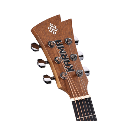Guitarra Karma Alpha 6-NAT, detalle del clavijero